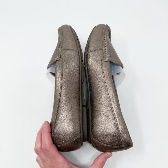 Vionic Metallic Gold Leather Debbie Loafers Comfort Shoes Size 8.5W Wide EUC - Picture 5 of 9